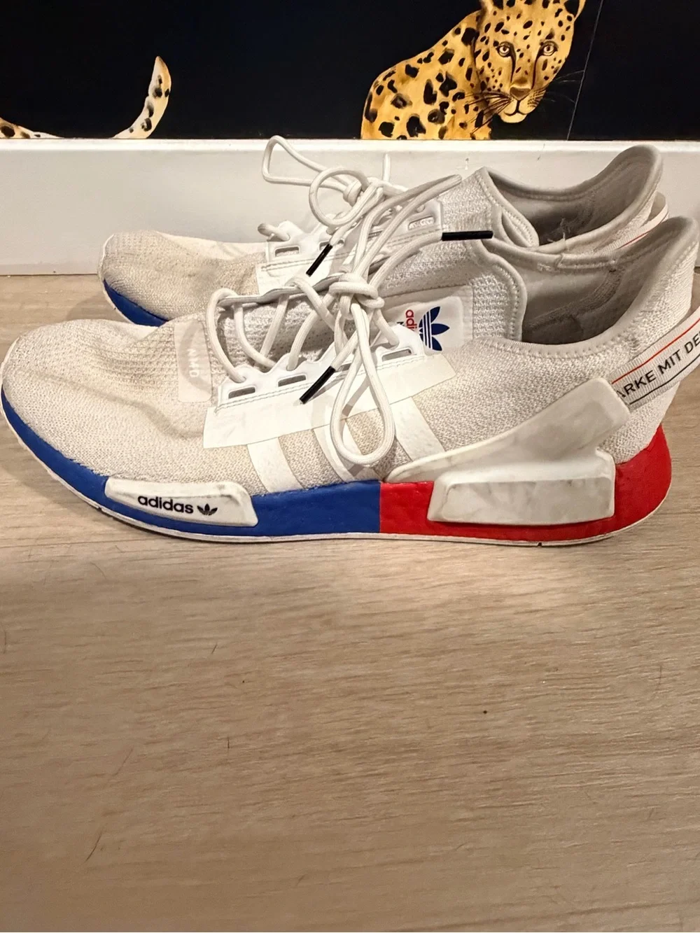 adidas NMD R1 V2 white lush White Low-Top Sneakers with Blue & Red Accents size - Picture 4 of 13